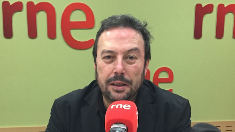 Gente despierta - Ángel Petisme, el 'ministro de la felicidad' - Escuchar ahora