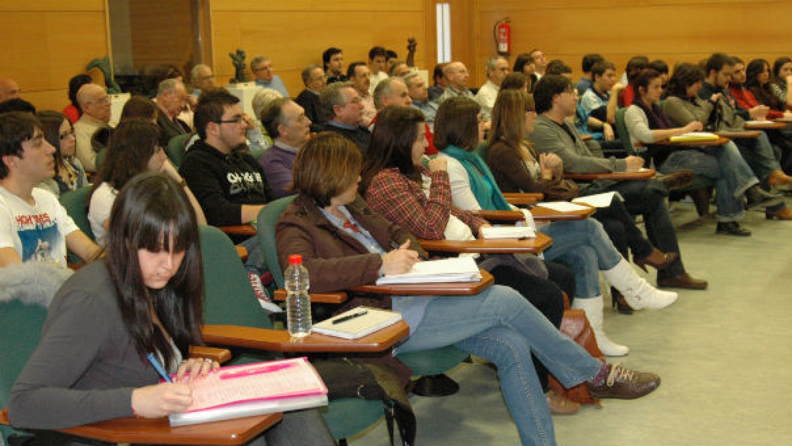  Boletines RNE - Cambio en las carreras universitarias - 30/01/15 - Escuchar ahora 