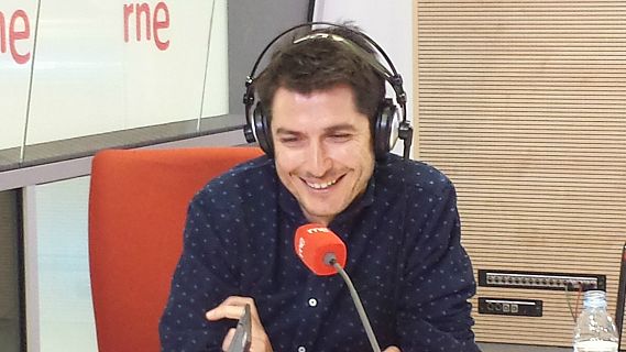 Las mañanas de RNE con Alfredo Menéndez