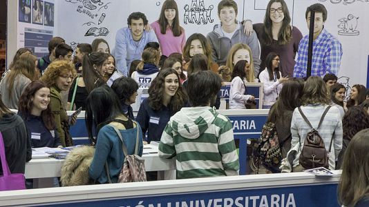 Radio 5 Actualidad - Radio 5 Actualidad - Radio 5, en Aula 2015 - 05/03/15 - Escuchar ahora