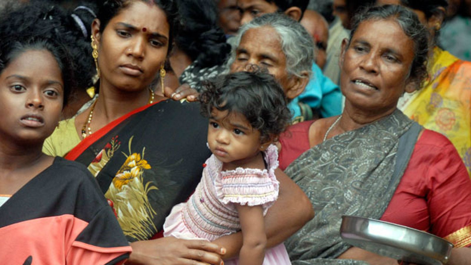 Entre paréntesis - 2005, el año que fijó la ONU para que las mujeres alcanzaran la igualdad - Escuchar ahora