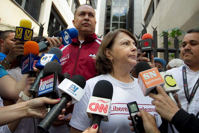 Las mañanas de RNE - Mitzy Capriles, esposa de Antonio Ledezma: "Mi marido está injustamente preso" - Escuchar ahora 