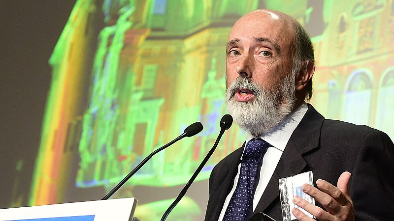  Diario de las 2 - Hallan restos de Cervantes - Escuchar ahora 