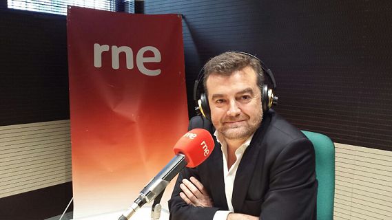 Las mañanas de RNE con Alfredo Menéndez