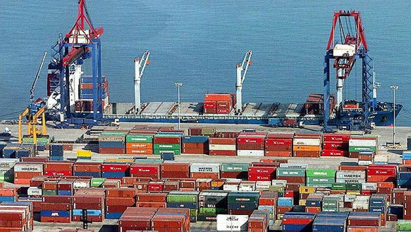 Boletines RNE - El déficit comercial bajó en enero un 8% - Escuchar ahora