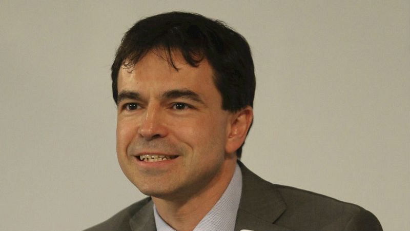  Las mañanas de RNE - Andrés Herzog sobre la dimisión de cuatro altos cargos: "Nadie es imprescindible" - Escuchar ahora 