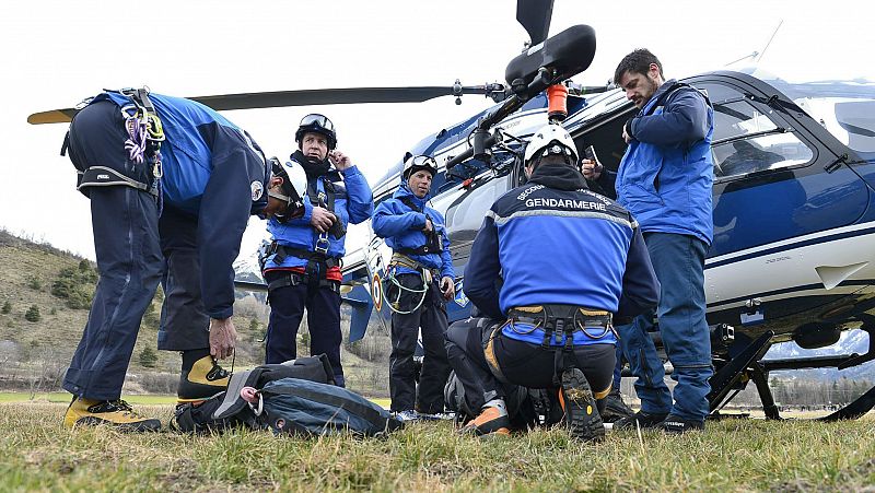 Las mañanas de RNE - Ariel Shocron considera que "es especualción" que uno de los pilotos no pudiera volver a la cabina - Escuchar ahora