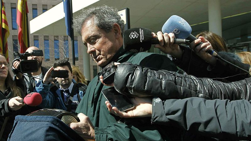  Diario de las 2 - Jordi Pujol Ferrusola reconoce que invirtió en productos opacos - Escuchar ahora 