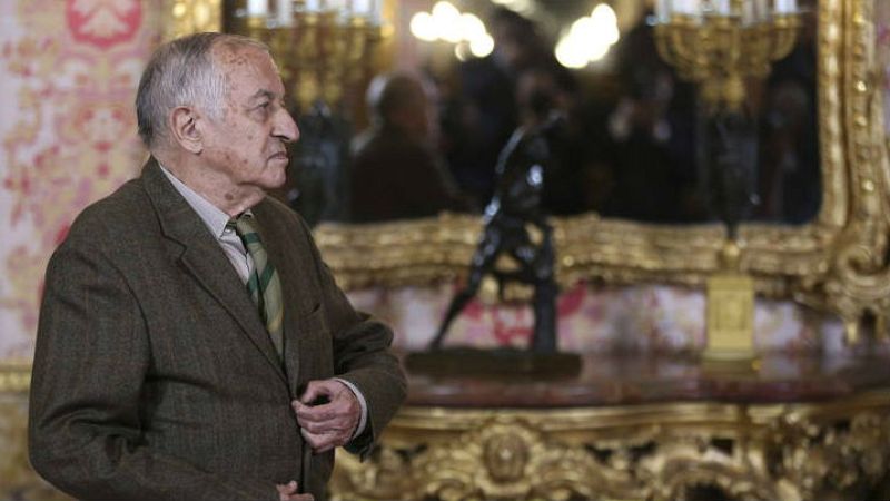 Radio 5 Actualidad - Juan Goytisolo: "Ser objeto de halagos me lleva a dudar de mí mismo" - 23/04/15 - 23/04/15 - Escuchar ahora 