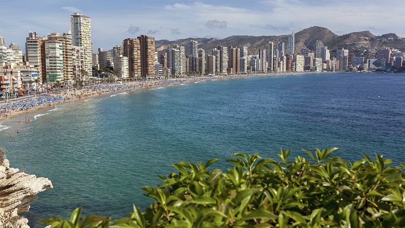 Esto me suena. Las tardes del Ciudadano García - Benidorm, candidata a Ciudad Patrimonio de la Humanidad - Escuchar ahora