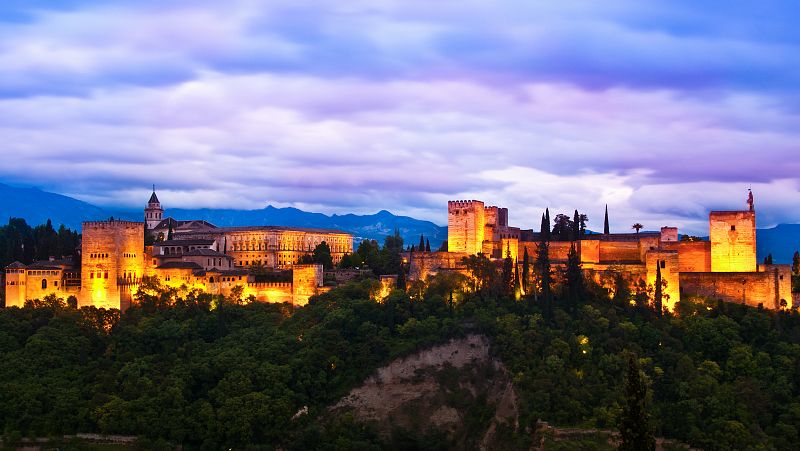 Punto de enlace - Granada, Ciudad de la Literatura - Escuchar ahora