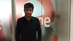 Las mañanas de RNE - Salvador Beltrán canta "Dejemos el pensar atrás" en directo