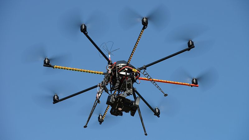 El canto del grillo - Legislar el sector de los drones - Escuchar ahora