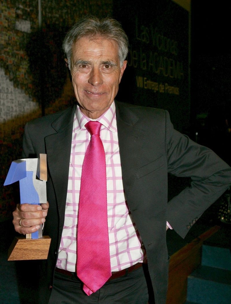  Radio 5 Actualidad - Recordamos la personalidad y el trabajo de Jesús Hermida - 05/05/15 - Escuchar ahora 