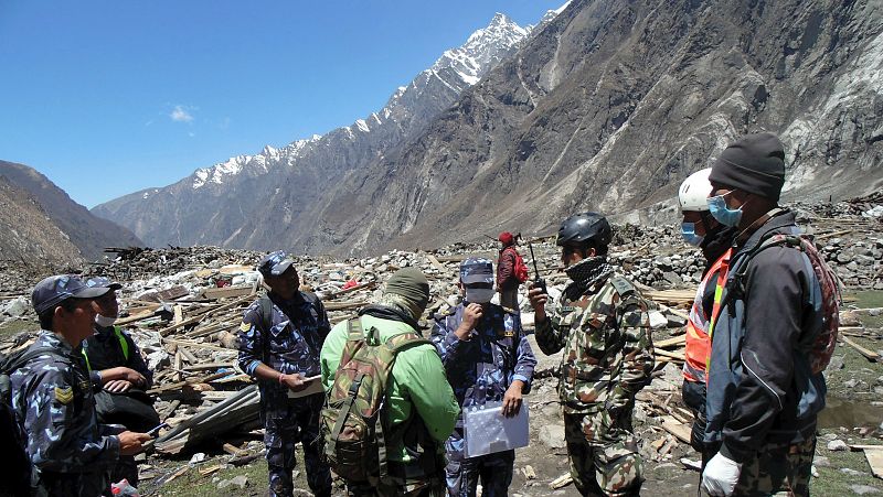 Las mañanas de RNE - Se reanuda la búsqueda en Nepal - Escuchar ahora