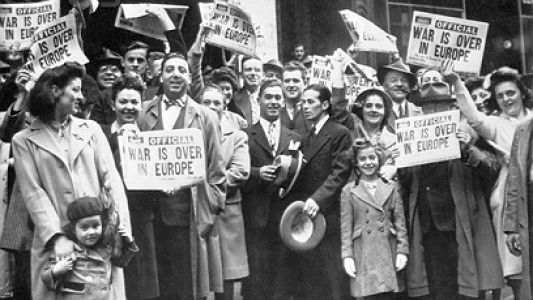 Radio 5 Actualidad - Radio 5 Actualidad - 70 Aniversario del final de la Segunda Guerra Mundial - Londres celebra el fin del enfrentamiento - Escuchar ahora