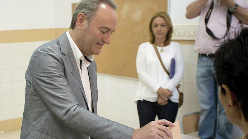 Radio 5 Actualidad - Especial Elecciones - Alberto Fabra: "Los resultados han sido malos" - Escuchar ahora