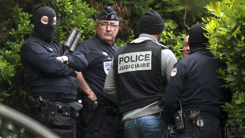 Diario de las 2 - Detenidas dos personas en Francia por presunta colaboración con ETA - Escuchar ahora