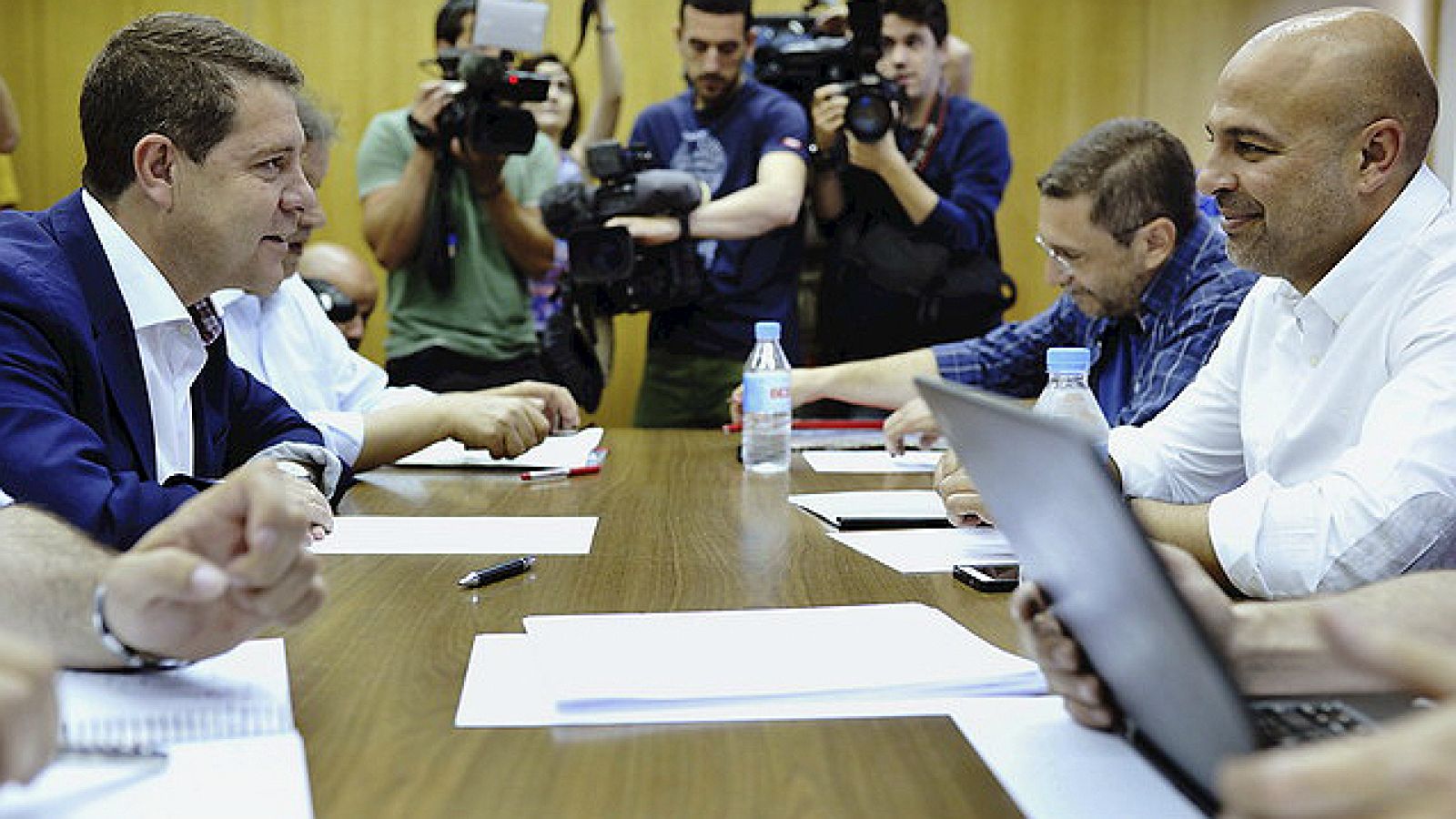 Diario de las 2 - Acuerdo entre PSOE y Podemos en Castilla-La Mancha - Escuchar ahora