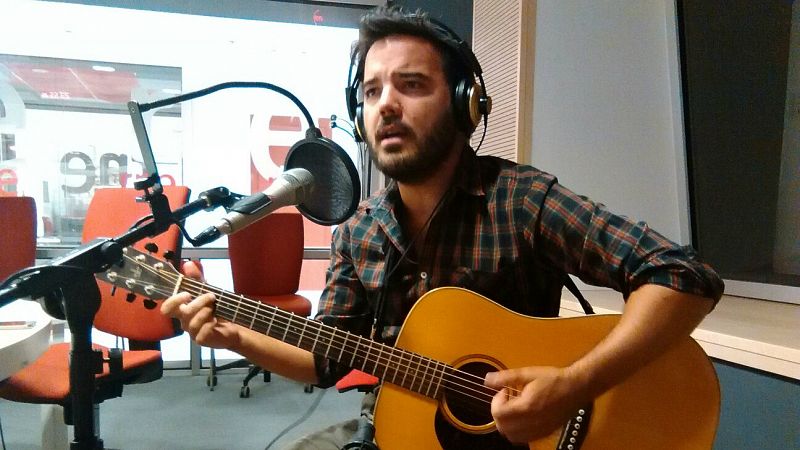 Gente despierta - Juan Zelada presenta, en directo, su tercer disco, 'Back on track' - Escuchar ahora