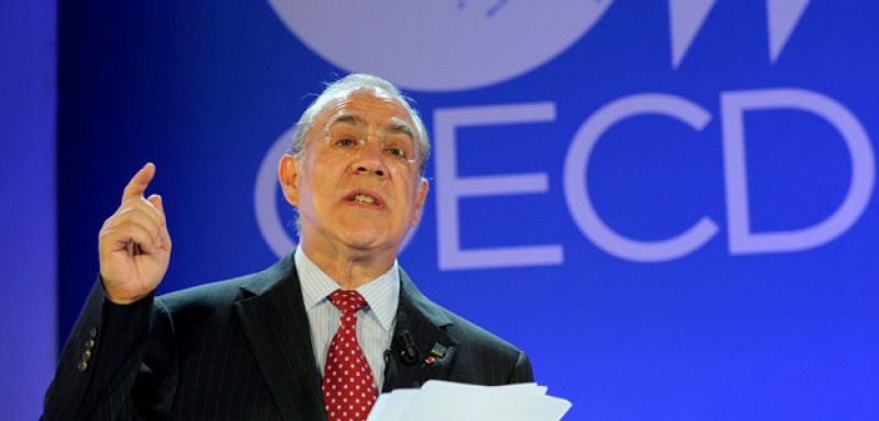 Las mañanas de RNE - Ángel Gurría (OCDE) critica a los que dudan del tercer rescate a Grecia - Escuchar ahora