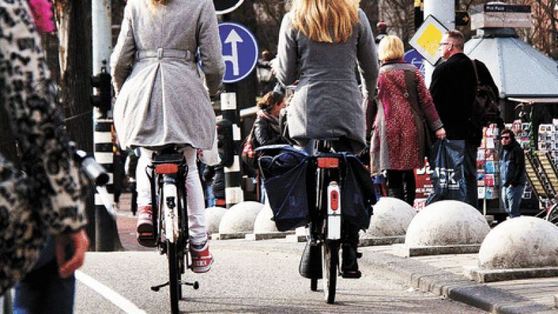 Mundo aparte - El país con más bicis que habitantes - Escuchar ahora