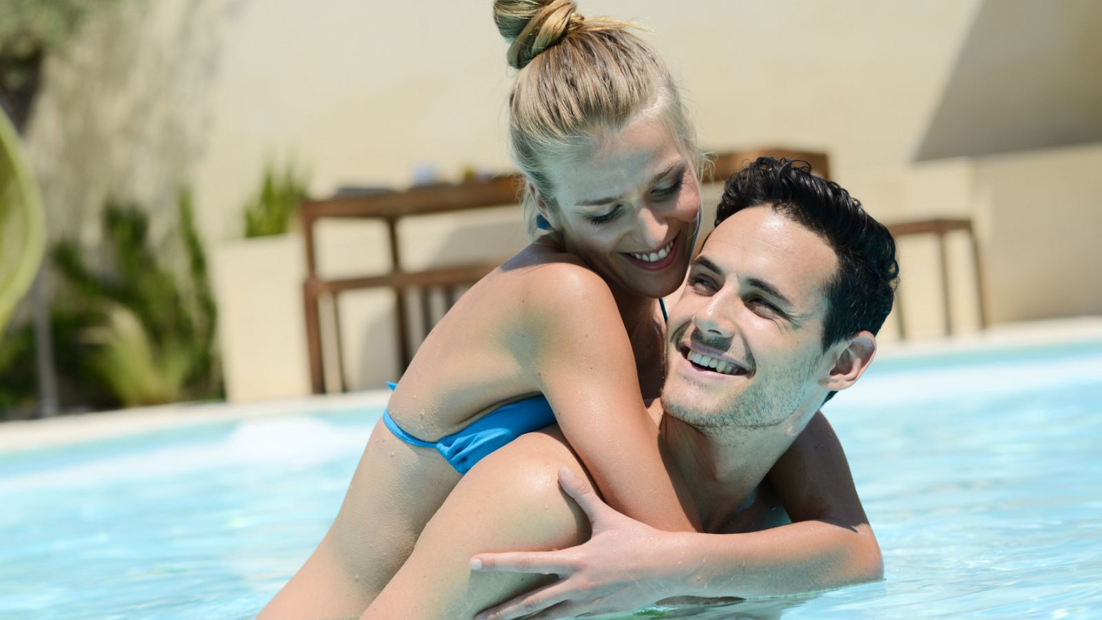  España vuelta y vuelta - 10 claves para que la pareja no salga dañada del verano - Escuchar ahora