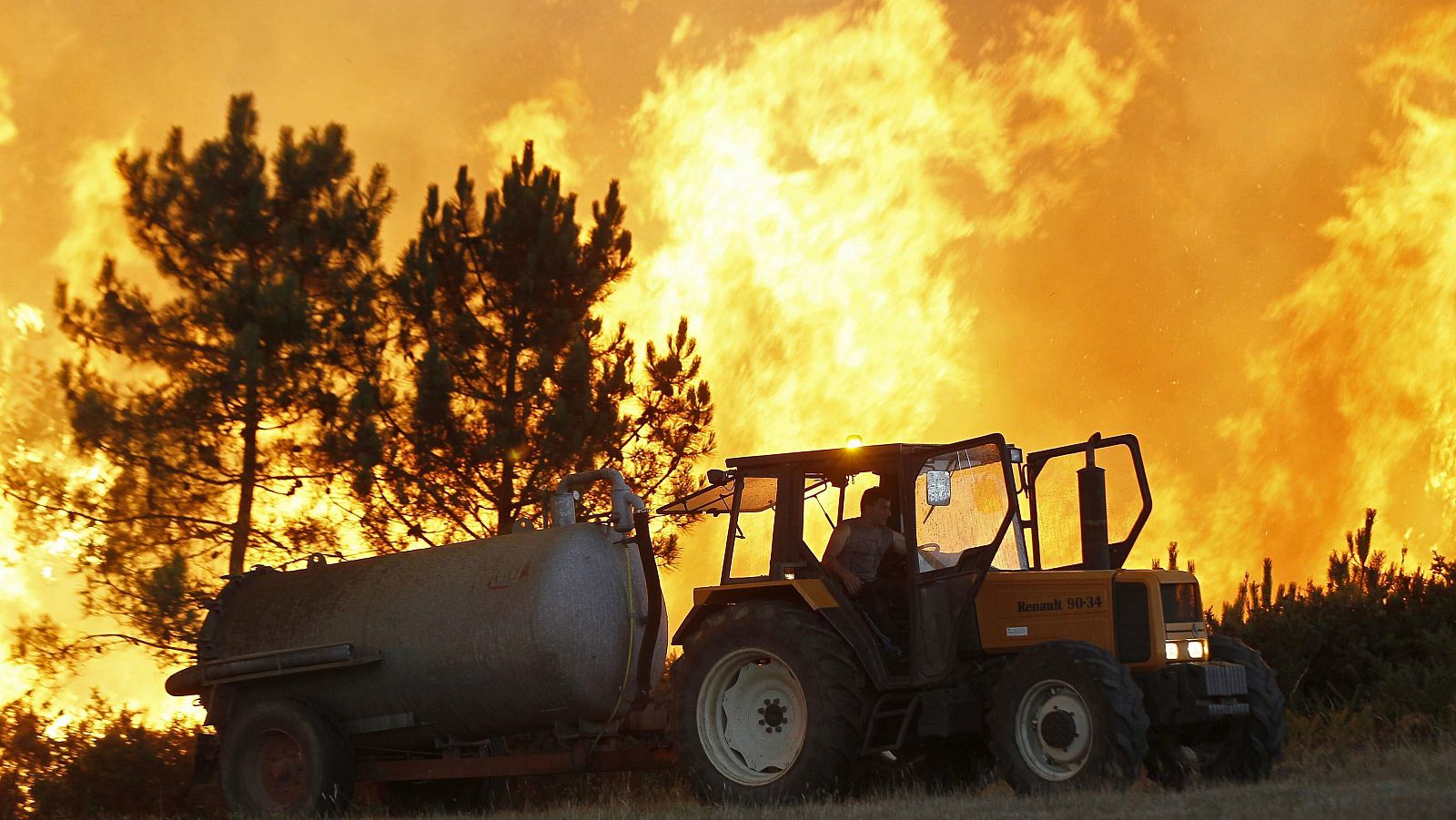 Las mañanas de RNE - Por qué hay menos incendios que antes pero se quema más superficie - Escuchar ahora