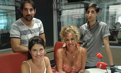 La sala - Ninette, Julieta Serrano y una peluquería donde 'Lavar, marcar y enterrar' - 15/08/15 - escuchar ahora