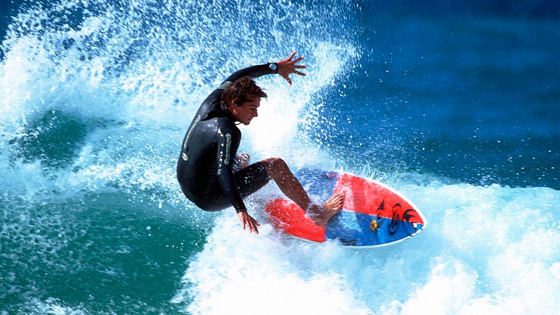 España vuelta y vuelta - Nos subimos a una tabla de surf - Escuchar ahora