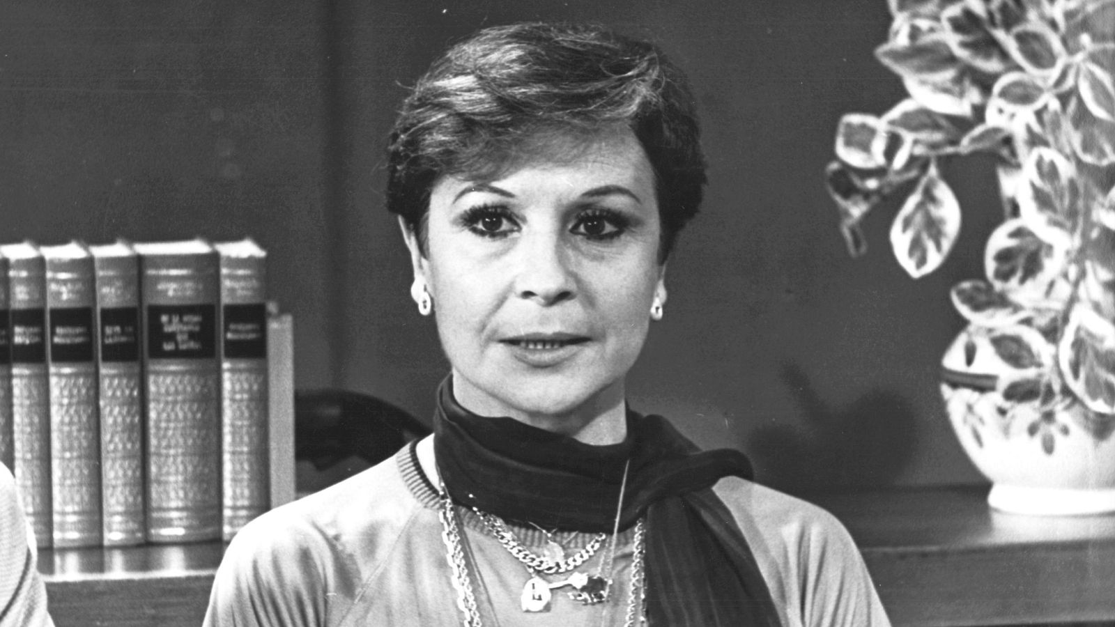 Las mañanas de RNE - El padre Ángel: "Lina Morgan era una mujer cariñosa, entrañable y simpática" - Escuchar ahora 