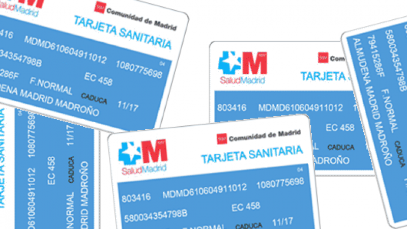  Radio 5 Actualidad - Sanidad confirma que los sin papeles no tendrán tarjeta sanitaria - 25/08/15 - Escuchar ahora 