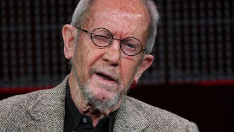 Entre paréntesis - Abrimos las páginas de 'Cuba libre', de Elmore Leonard - Escuchar ahora