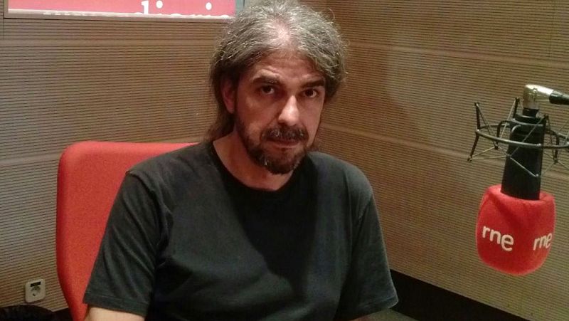 Gente despierta - Fernando León de Aranoa nos habla de 'Un día perfecto' - Escuchar ahora