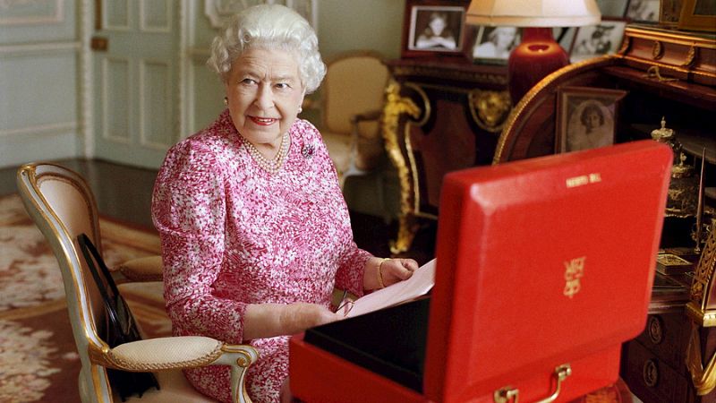 Radio 5 Actualidad - IIsabel II, la monarca más longeva en el trono británico - Escuchar ahora