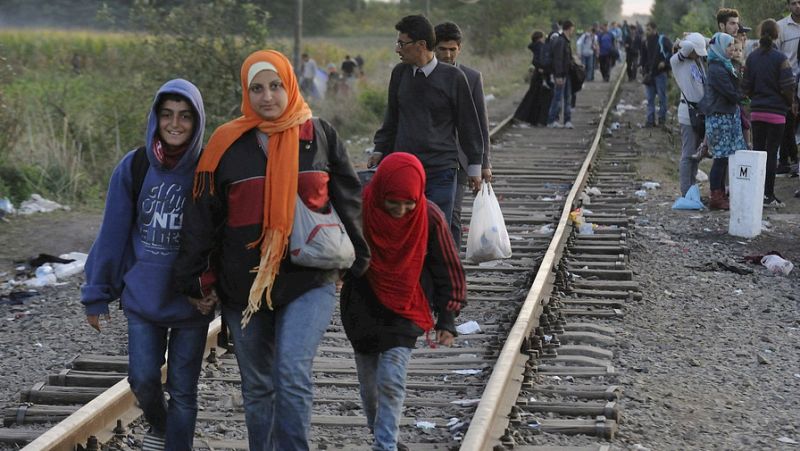 Diario de las 2 - España acogerá a casi 15.000 refugiados - Escuchara ahora