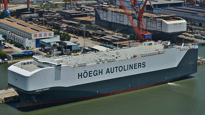 Radio 5 Actualidad - Rueda de emisoras - El Hoegh Target, uno de los barcos más grandes del mundo, en Santander - Escuchar ahora