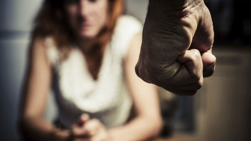 Radio 5 Actualidad - El 80% de los jóvenes conoce casos de violencia en parejas de su entorno - Escuchar ahora