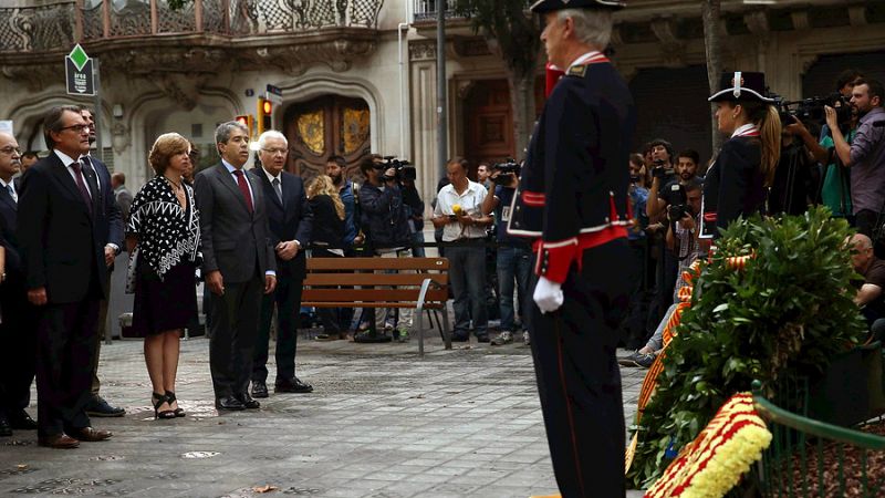 Radio 5 Actualidad - Cataluña celebra la Diada con la ofrenda floral a Rafael Casanova - Escuchar ahora