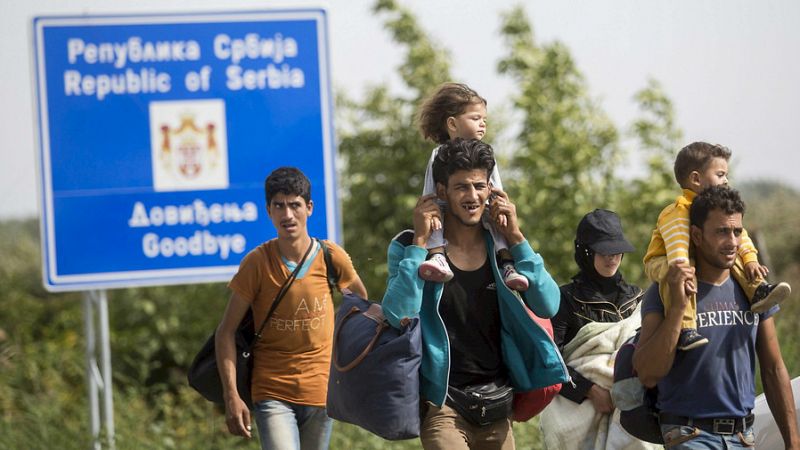 Boletines RNE - Crecen las solicitudes de asilo de refugiados un 85% en la UE - Escuchar ahora