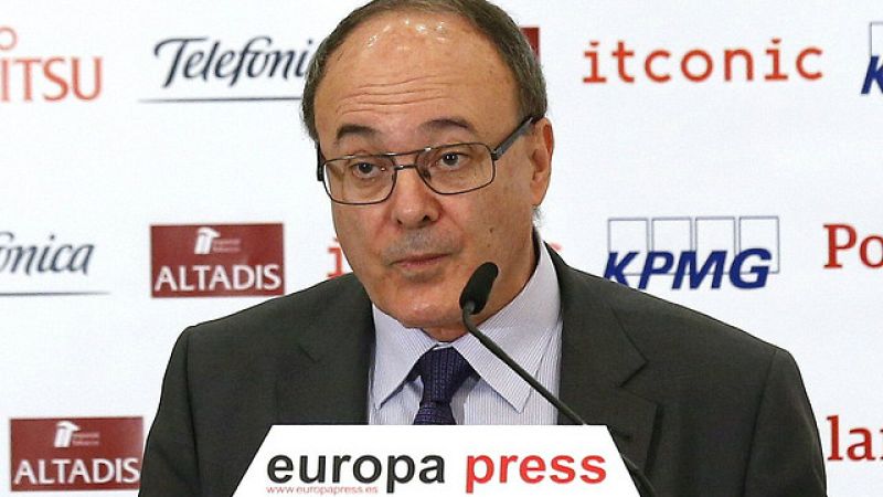 Boletines RNE - Linde reconoce que está aumentando la incertidumbre en los mercados financieros - Escuchar ahora