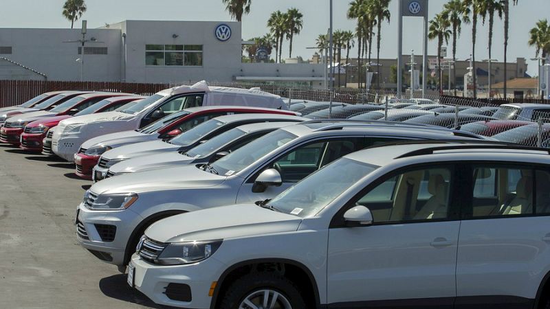 Las mañanas de RNE - Alfredo Morales, presidente comité de empresa de Volkswagen Pamplona: "En España no se ha fabricado ningún coche trucado" - Escuchar ahora