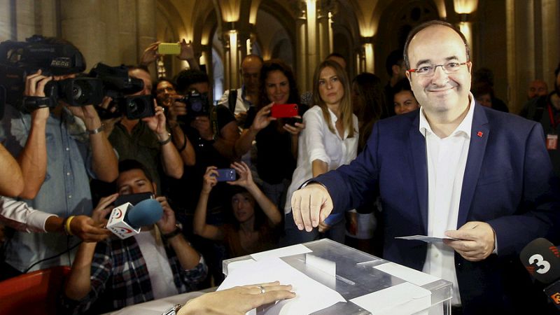 Radio 5 Actualidad - Elecciones catalanas 2015 - Miquel Iceta: "Mantener la tercera plaza es todo un éxito" - Escuchar ahora