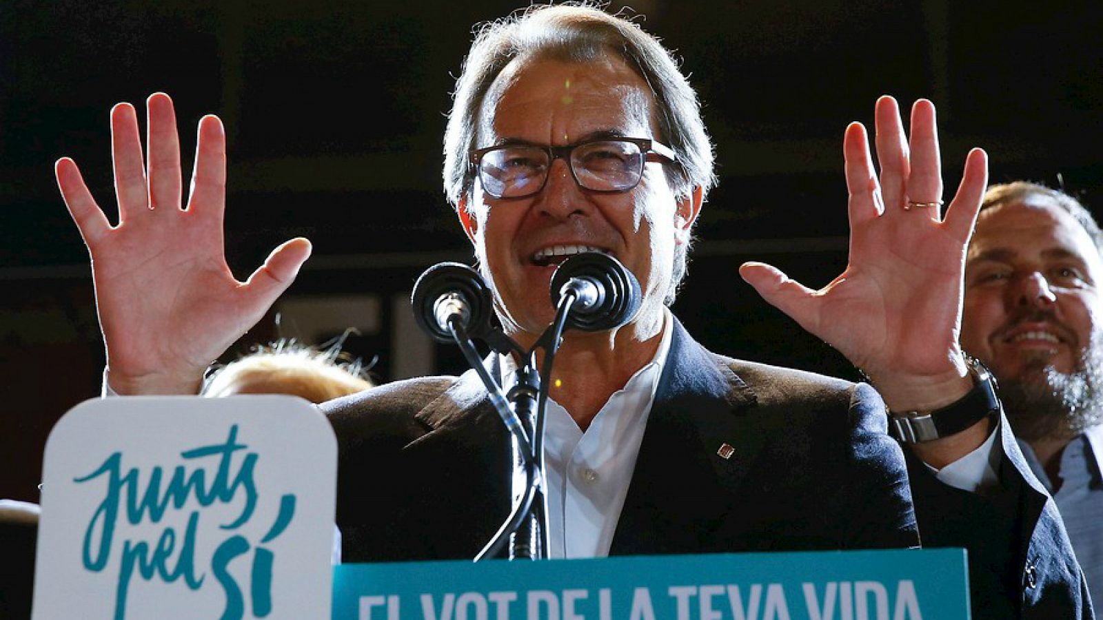 Radio 5 Actualidad - Elecciones catalanas 2015 - Artur Mas: "Los que hemos apostado por el sí tenemos mayoría absoluta" - Escuchar ahora