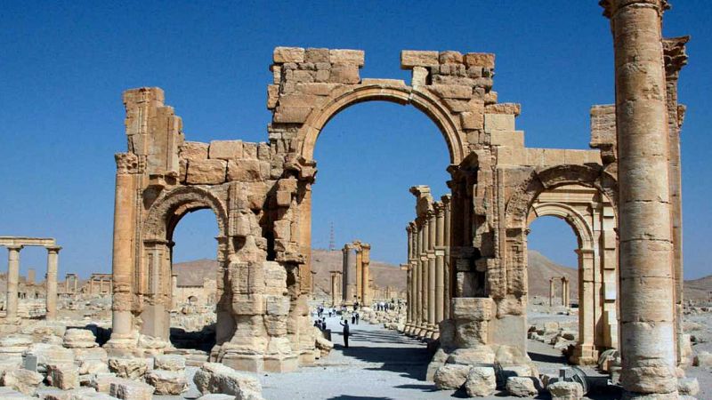 Radio 5 Actualidad - El autodenominado Estado Islámico destruye el Arco del Triunfo de Palmira - Escuchar ahora
