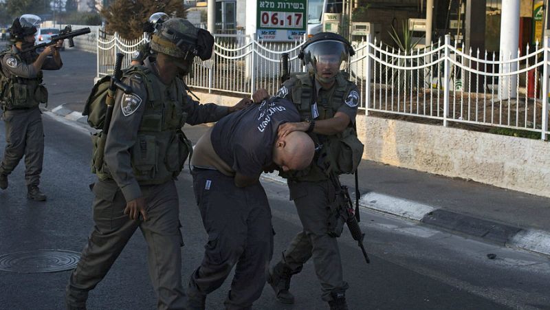 Radio 5 Actualidad - Rueda de corresponsales: Prosiguen los incidentes violentos en Jerusalén - Escuchar ahora
