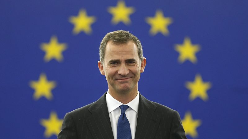 Europa abierta en Radio 5 - El rey, ante el Parlamento de Estrasburgo: "Europa puede contar con una España unida y orgullosa de su diversidad" - 07/10/15 - Escuchar ahora