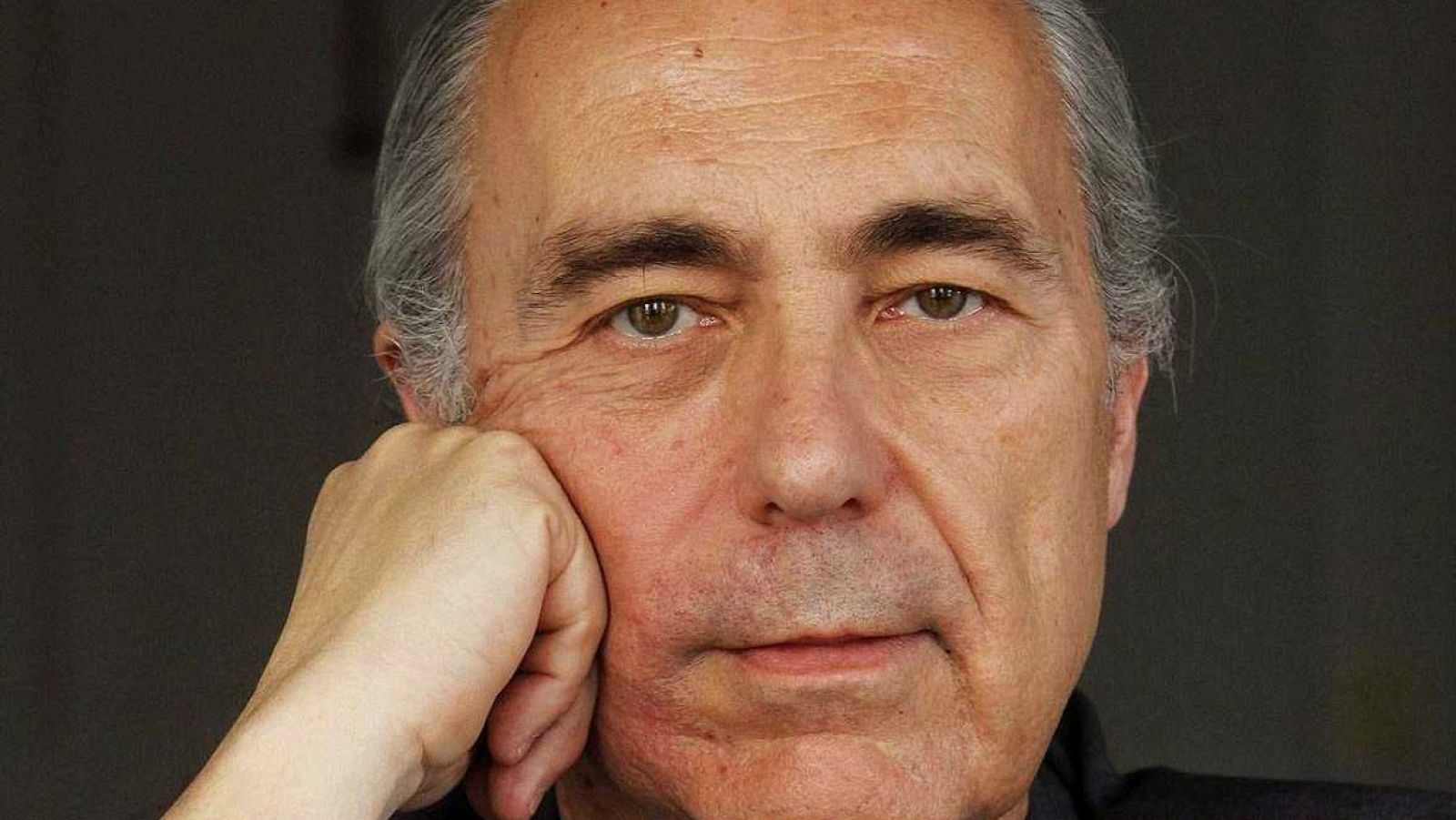 Gente despierta - Luis Alberto de Cuenca: "La poesía es un vicio sin contraindicaciones" - Escuchar ahora