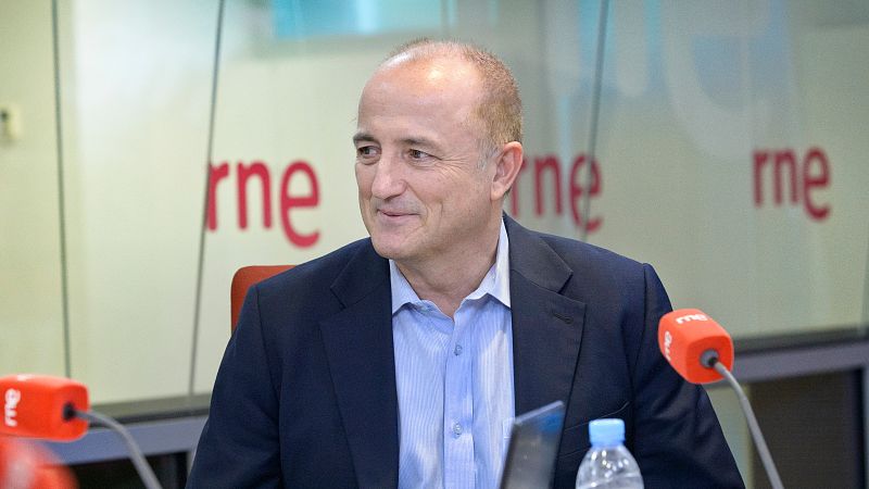 Las mañanas de RNE - Miguel Sebastián: "Nos metimos en el euro de manera precipitada" - Escuchar ahora