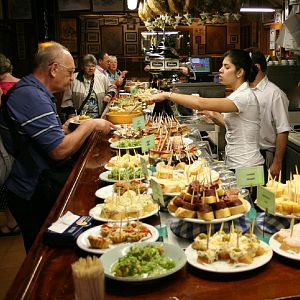 Consumo gusto - Consumo gusto - El origen de las tapas - 17/10/15 - Escuchar ahora